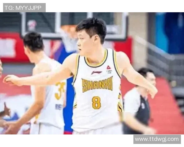 CBA精彩对决北京队迎战山西队争夺季后赛席位的关键战役