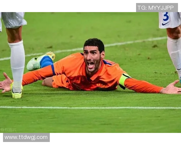 克罗地亚与塞内加尔纳扎里奥精彩对决引发球迷热议