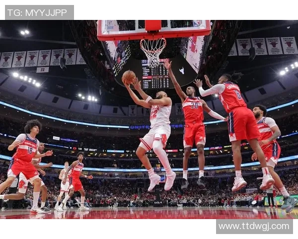 常规赛精彩对决奇才队与黄蜂队在线视频直播全程回放与精彩瞬间解析 常规赛精彩对决奇才队与黄蜂队在线视频直播全程回放与精彩瞬间解析