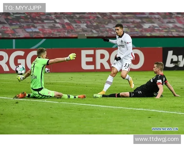 法兰克福与施泰因巴赫的精彩对决揭幕足球激情之夜 法兰克福与施泰因巴赫的精彩对决揭幕足球激情之夜